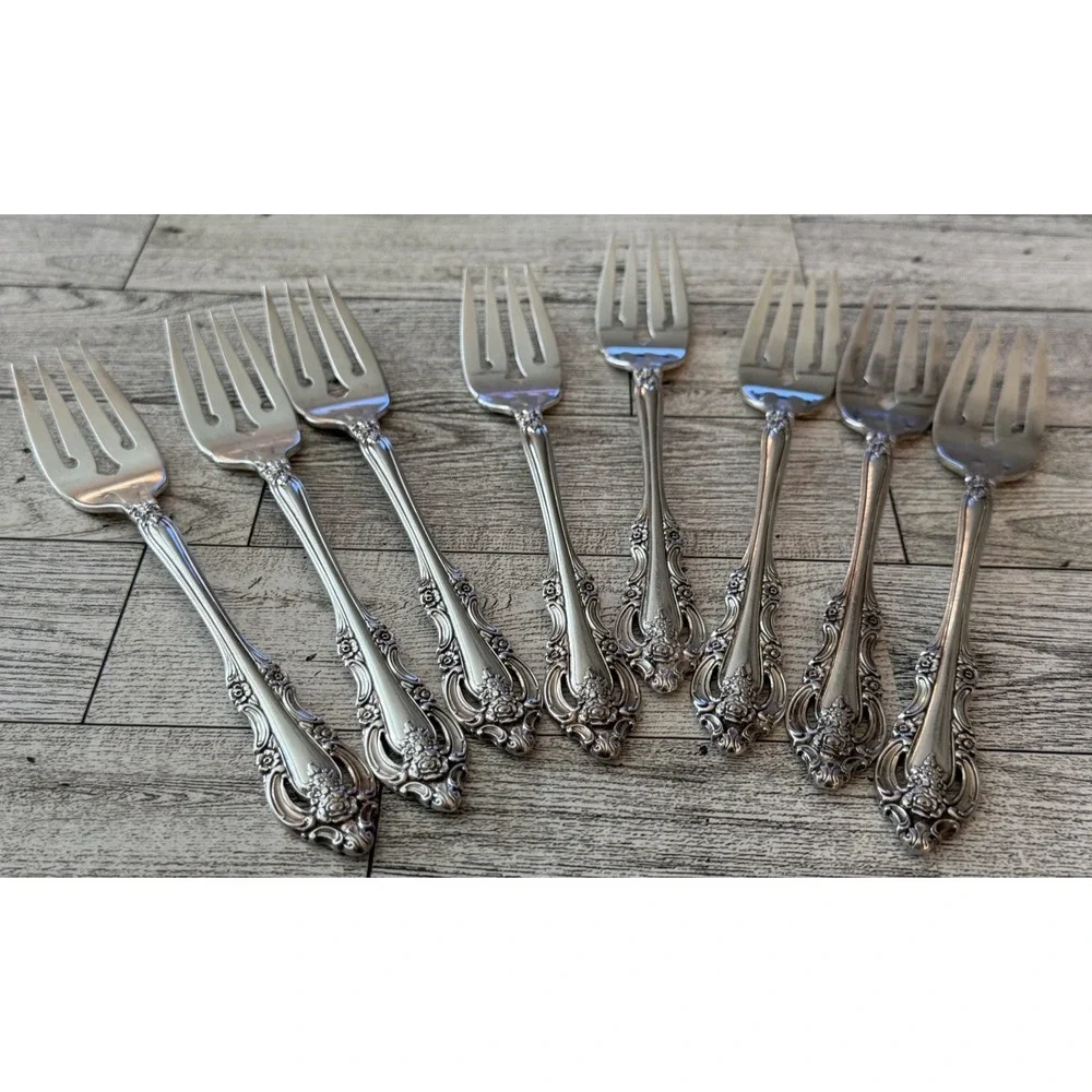 Oneida Community SILVER ARTISTRY Salad Forks Silverplate Set of 8 1965 Vintage